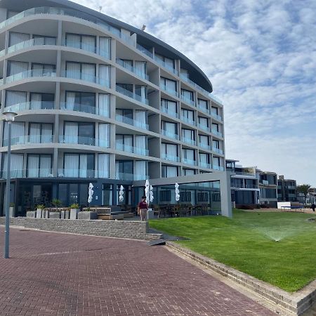 Langstrand Apartment 32, Bay View Suites المظهر الخارجي الصورة