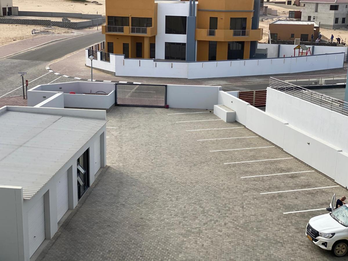 Langstrand Apartment 32, Bay View Suites المظهر الخارجي الصورة